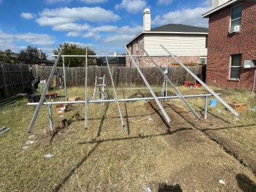 Ground Mount Rails.jpg